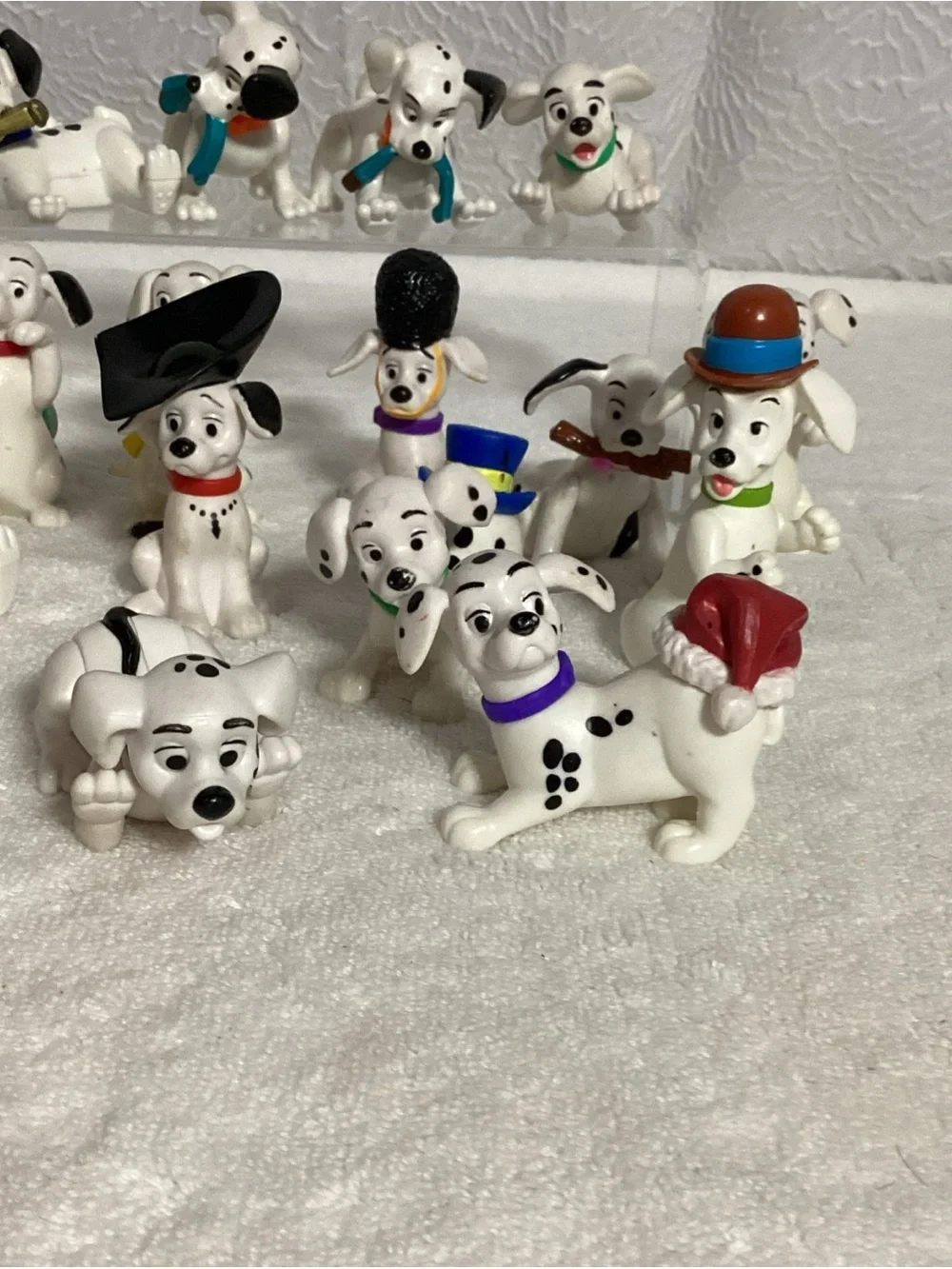 Vintage Y2K Lot of 19 DISNEY 101 Dalmatians 2-4” Figures Collectible Toys
